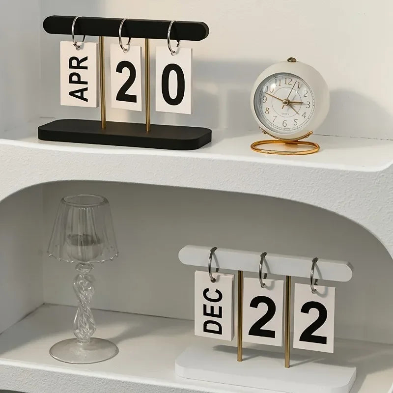 Flip Desk Calendar - Everyday View